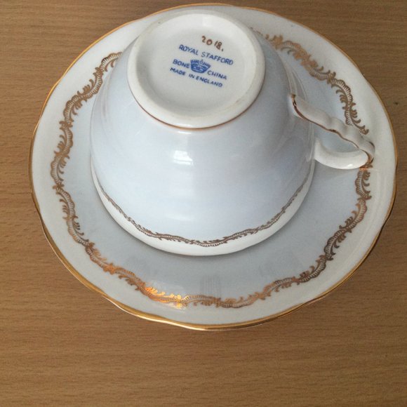 Royal Stafford bone china saucer and cup made in England floral - Picture 2 of 3